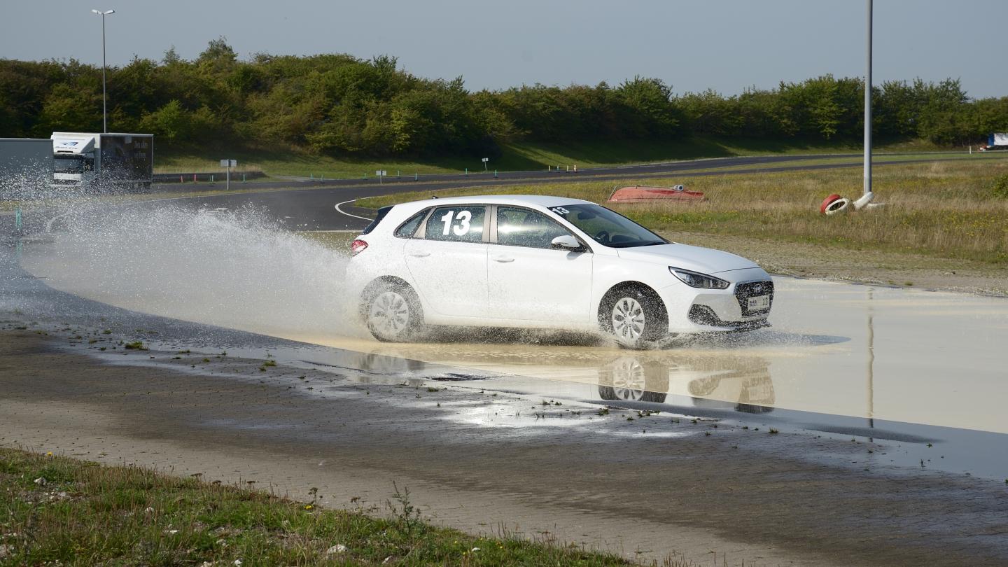 Se alle vore mange køretekniske kurser